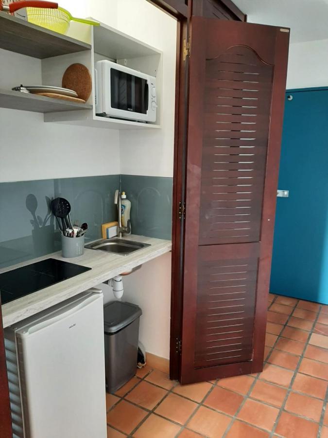 Charmant Studio A La Residence De La Baie De Tartane La Trinité Eksteriør bilde