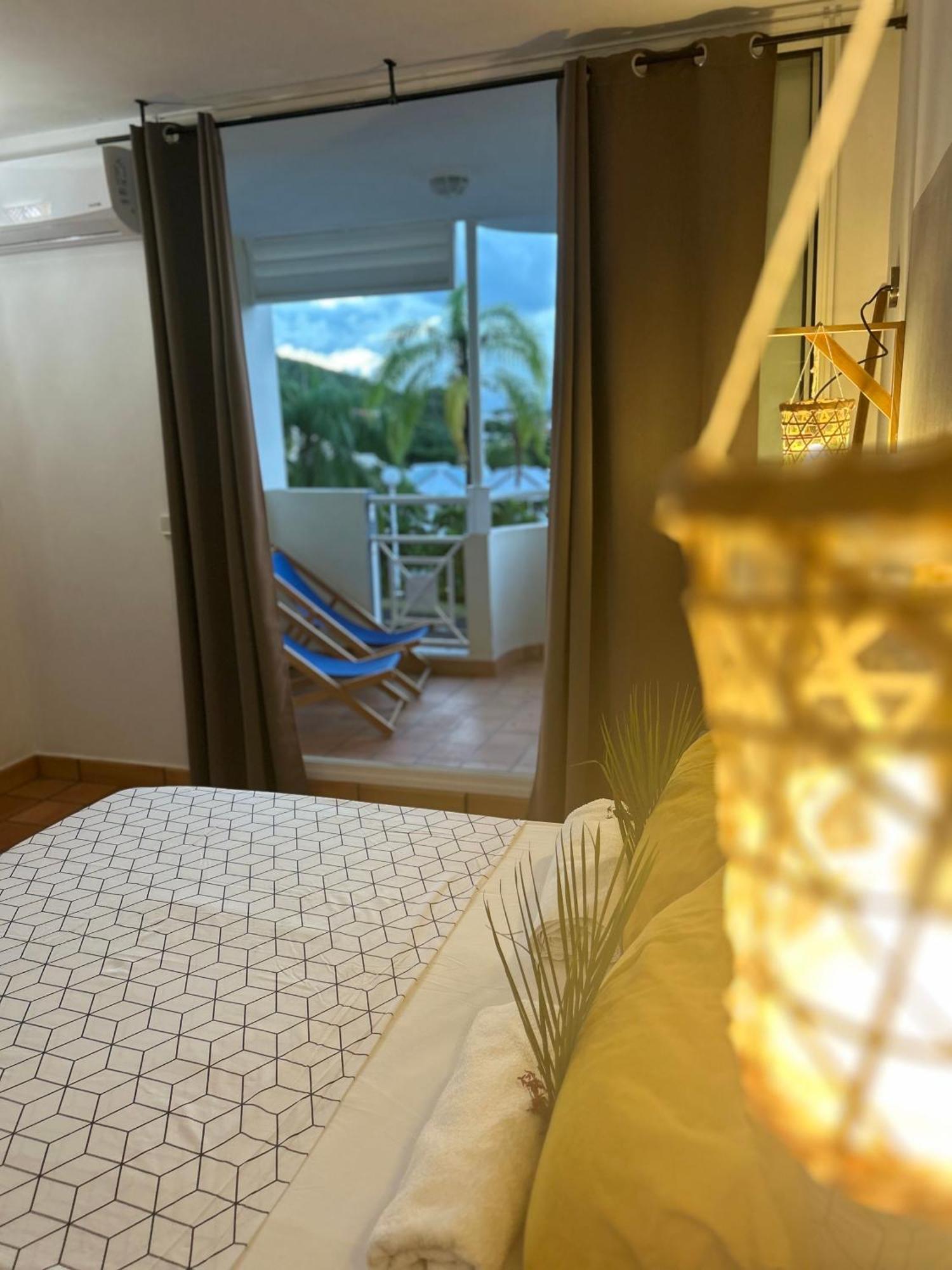 Charmant Studio A La Residence De La Baie De Tartane La Trinité Eksteriør bilde